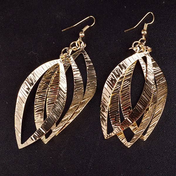 Women's High Profile Retro Spiral Garland Earrings