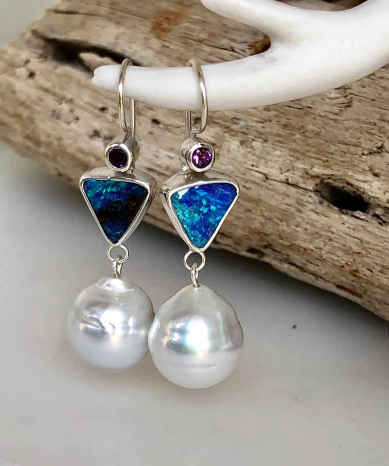 Artistic Vintage Court Style Purple Cuckoo Felsenmeer Blue Opal Pearl Earrings