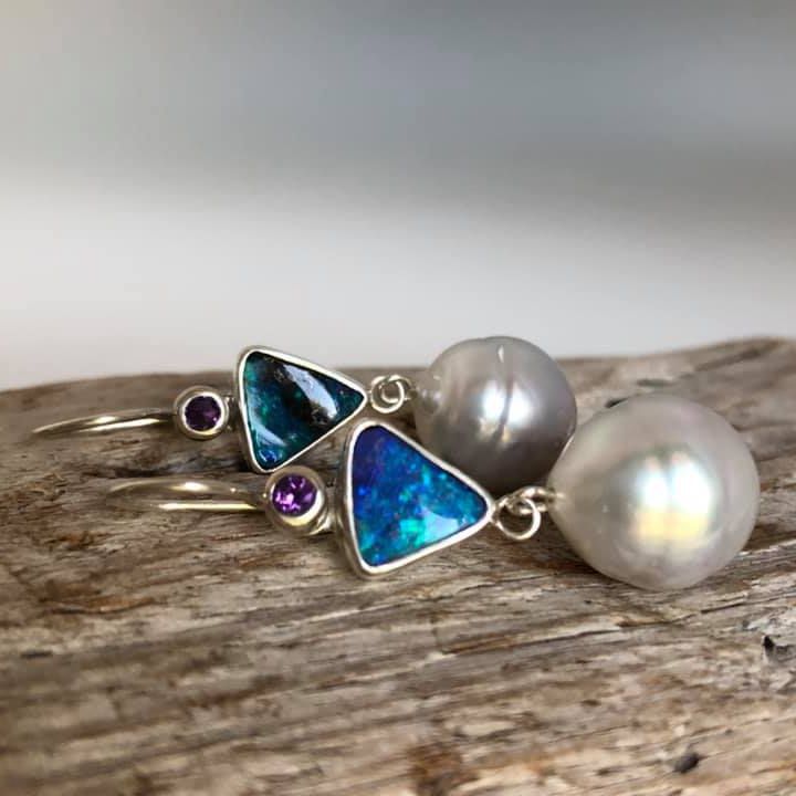 Artistic Vintage Court Style Purple Cuckoo Felsenmeer Blue Opal Pearl Earrings