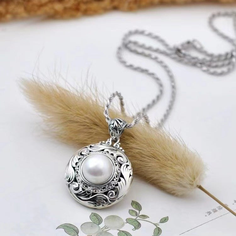 Retro Style All-matching Female Fashion Short Necklace